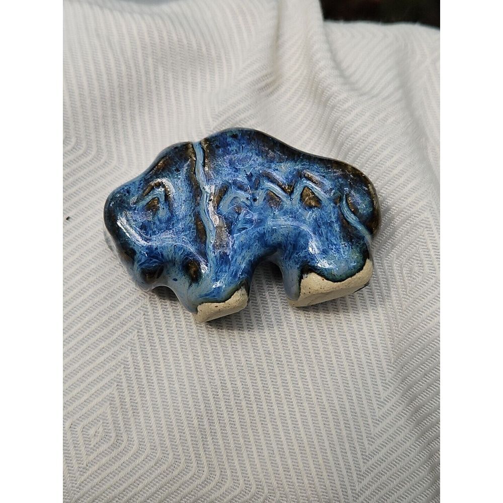 Miniature POTTERY BUFFALO BISON Figurine Indian Fetish 1.75"x‎ 2.5" Vintage Blue